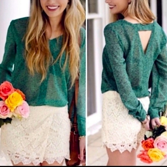 Cabi green floral blouse, chiffon career keyhole back day to night womens XS - Picture 1 of 10